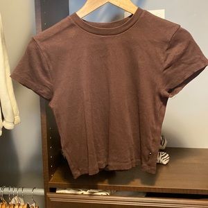Aritzia TNA ribbed tee (fits tight) - brown